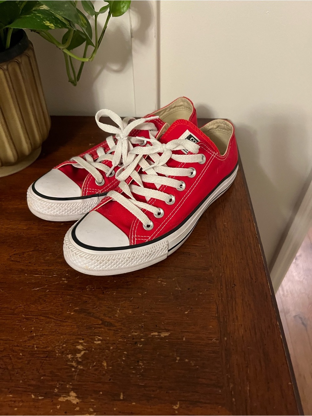 Converse Red Low Top Canvas Sneakers size 7
